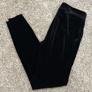 Women’s Loft black velvet leggings size XS